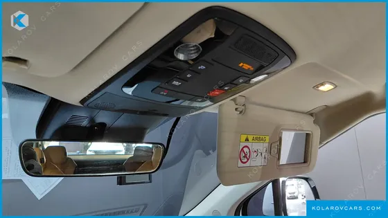KIA CARNIVAL GASOLINE 11-SEATER PRESTIGE