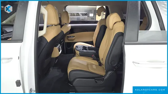 KIA CARNIVAL DIESEL 11-SEATER PRESTIGE