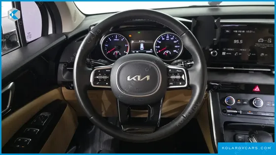 KIA CARNIVAL DIESEL 11-SEATER PRESTIGE