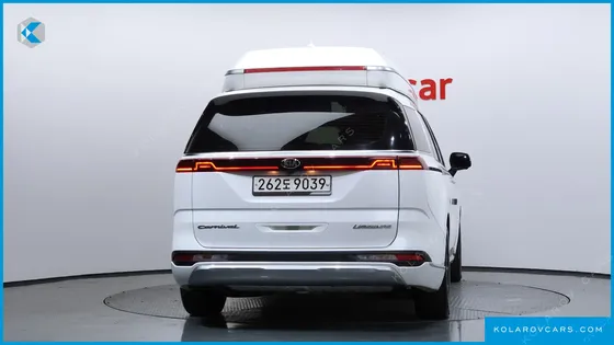 KIA CARNIVAL GASOLINE 7-SEATER HI-LIMOUSINE