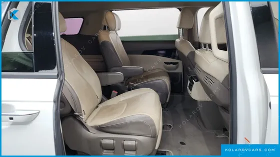 KIA CARNIVAL GASOLINE 7-SEATER HI-LIMOUSINE
