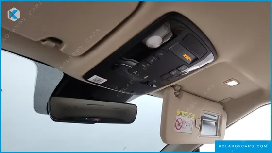 KIA CARNIVAL DIESEL 9-SEATER SIGNATURE