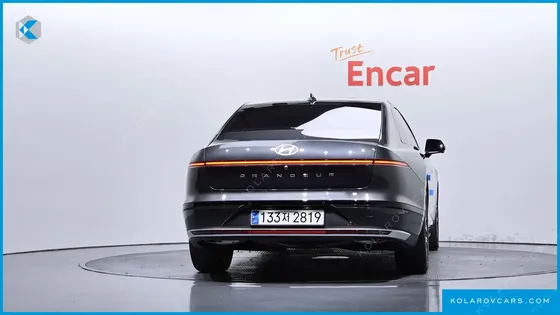 HYUNDAI GRANDEUR PREMIUM