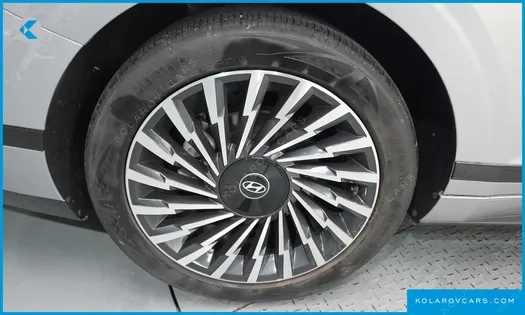 HYUNDAI GRANDEUR CALLIGRAPHY