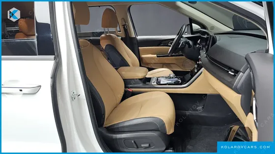 KIA CARNIVAL GASOLINE 7-SEATER SIGNATURE