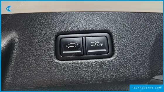 KIA CARNIVAL GASOLINE 7-SEATER SIGNATURE
