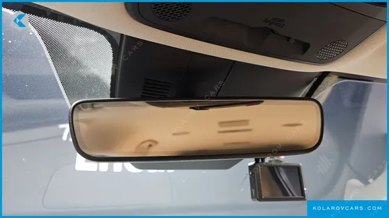 KIA CARNIVAL GASOLINE 7-SEATER SIGNATURE