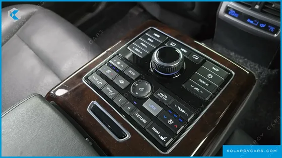 HYUNDAI EQUUS VS500