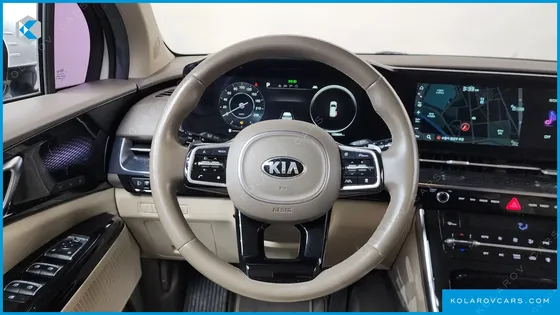 KIA CARNIVAL GASOLINE 7-SEATER HI-LIMOUSINE