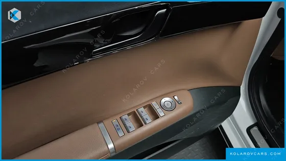 HYUNDAI GRANDEUR PREMIUM