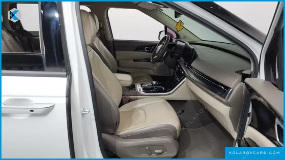 KIA CARNIVAL GASOLINE 7-SEATER HI-LIMOUSINE