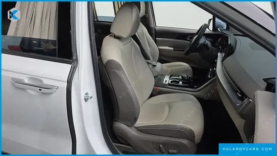 KIA CARNIVAL DIESEL 9-SEATER HI-LIMOUSINE