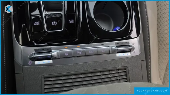 KIA CARNIVAL DIESEL 9-SEATER HI-LIMOUSINE