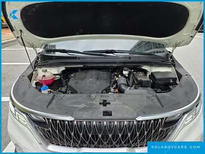 KIA CARNIVAL DIESEL 9-SEATER NOBLESSE