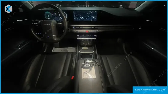 HYUNDAI GRANDEUR PREMIUM