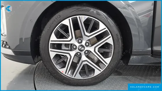 HYUNDAI GRANDEUR EXCLUSIVE
