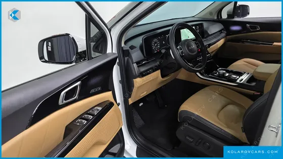 KIA CARNIVAL DIESEL 9-SEATER SIGNATURE
