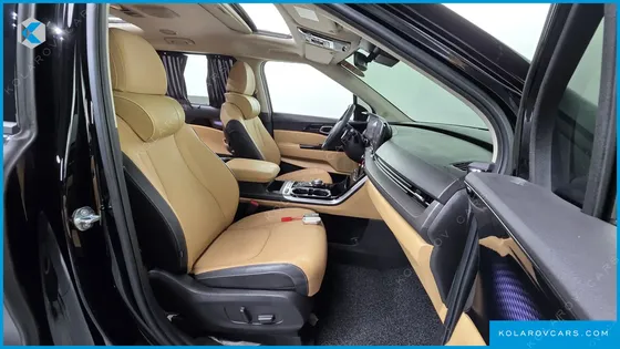 KIA CARNIVAL DIESEL 9-SEATER SIGNATURE
