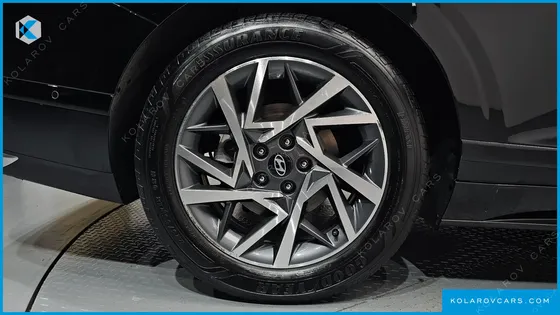 HYUNDAI GRANDEUR EXCLUSIVE