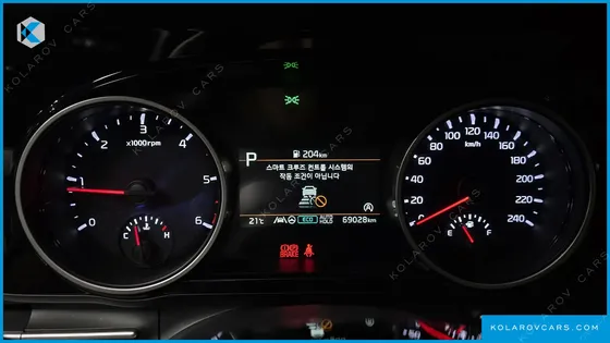 KIA CARNIVAL DIESEL 9-SEATER NOBLESSE