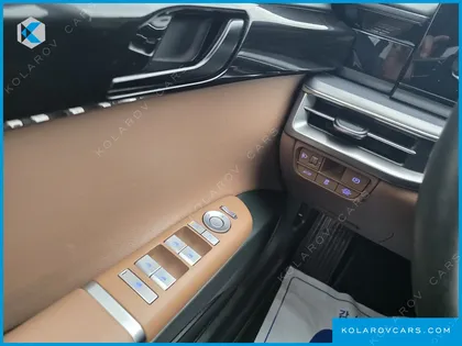 HYUNDAI GRANDEUR PREMIUM