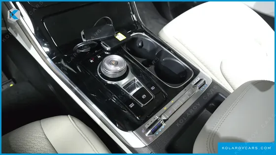 KIA CARNIVAL DIESEL 7-SEATER NOBLESSE