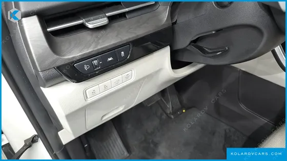 KIA CARNIVAL DIESEL 7-SEATER NOBLESSE