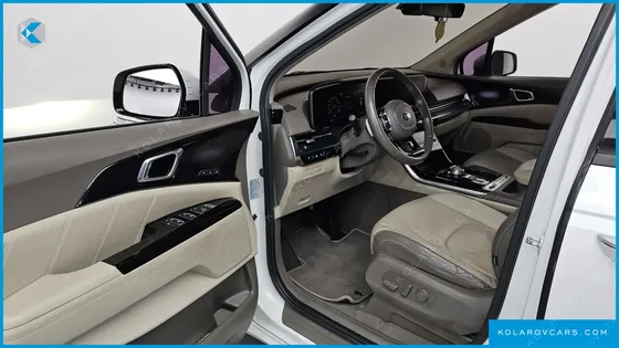 KIA CARNIVAL GASOLINE 7-SEATER HI-LIMOUSINE