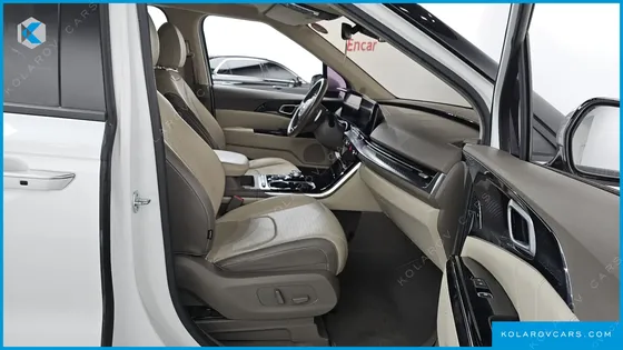 KIA CARNIVAL GASOLINE 7-SEATER HI-LIMOUSINE