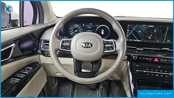 KIA CARNIVAL GASOLINE 7-SEATER HI-LIMOUSINE