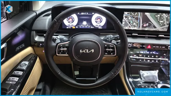 KIA CARNIVAL GASOLINE 9-SEATER SIGNATURE