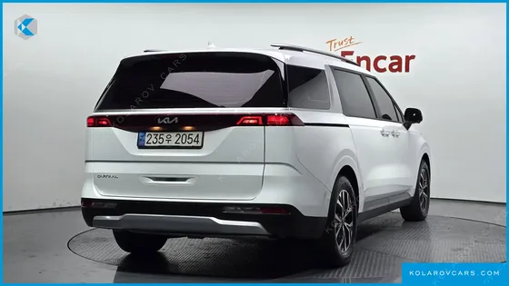 KIA CARNIVAL GASOLINE 9-SEATER PRESTIGE