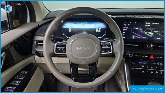 KIA CARNIVAL GASOLINE 9-SEATER PRESTIGE