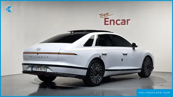 HYUNDAI GRANDEUR CALLIGRAPHY