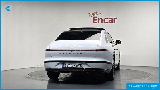 HYUNDAI GRANDEUR CALLIGRAPHY