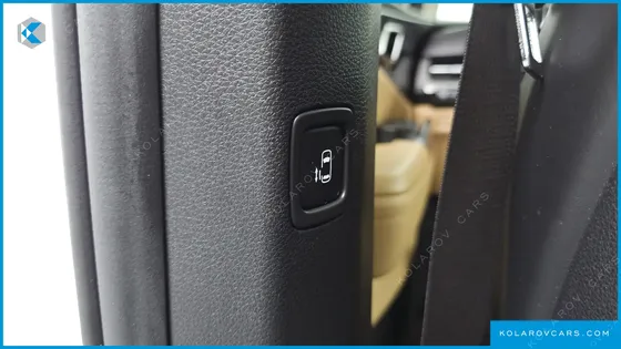 KIA CARNIVAL DIESEL 9-SEATER PRESTIGE