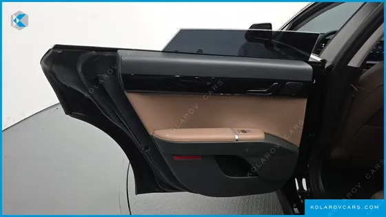 HYUNDAI GRANDEUR PREMIUM