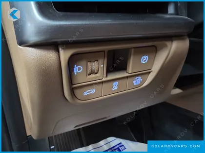HYUNDAI GRANDEUR PREMIUM