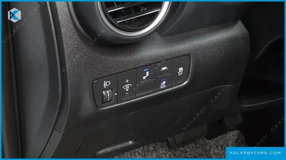 HYUNDAI KONA MODREN