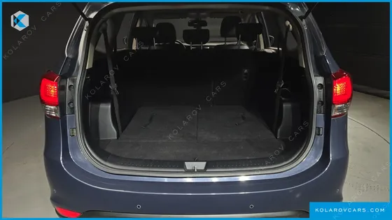 KIA CARENS 1.7 VGT PRESTIGE