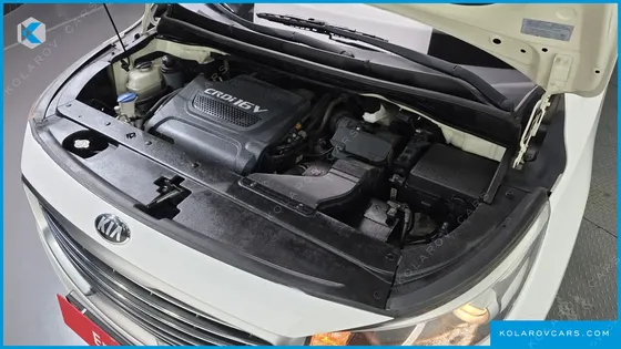 KIA CARNIVAL 9-SEATER PRESTIGE