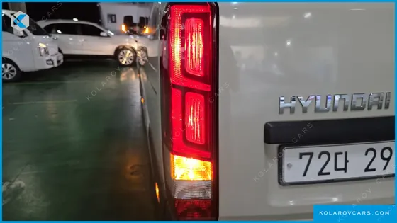 HYUNDAI SOLATI 15-SEATER