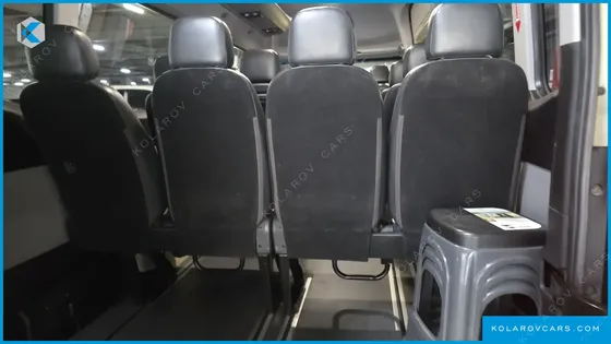 HYUNDAI SOLATI 15-SEATER