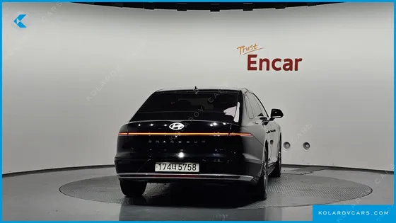 HYUNDAI GRANDEUR PREMIUM