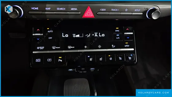 HYUNDAI GRANDEUR PREMIUM