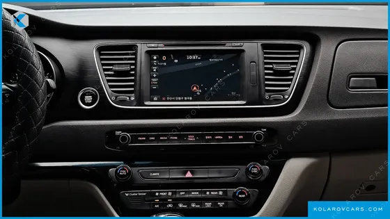 KIA CARNIVAL 9-SEATER LUXURY