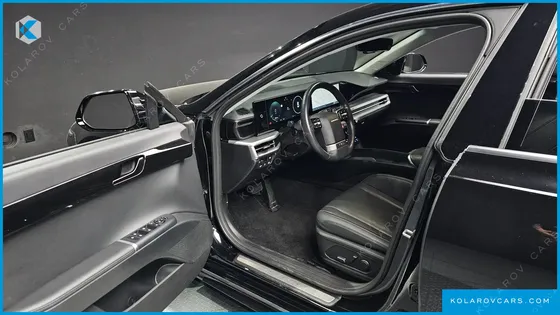 HYUNDAI GRANDEUR PREMIUM