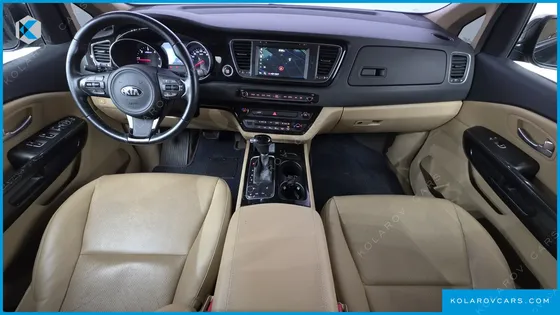 KIA CARNIVAL 9-SEATER PRESTIGE