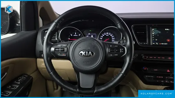 KIA CARNIVAL 9-SEATER PRESTIGE