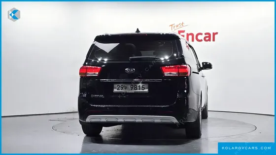 KIA CARNIVAL 9-SEATER PRESTIGE